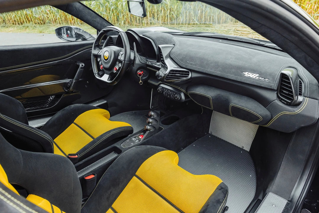 2014 Ferrari 458 Speciale - Image 22 of 31