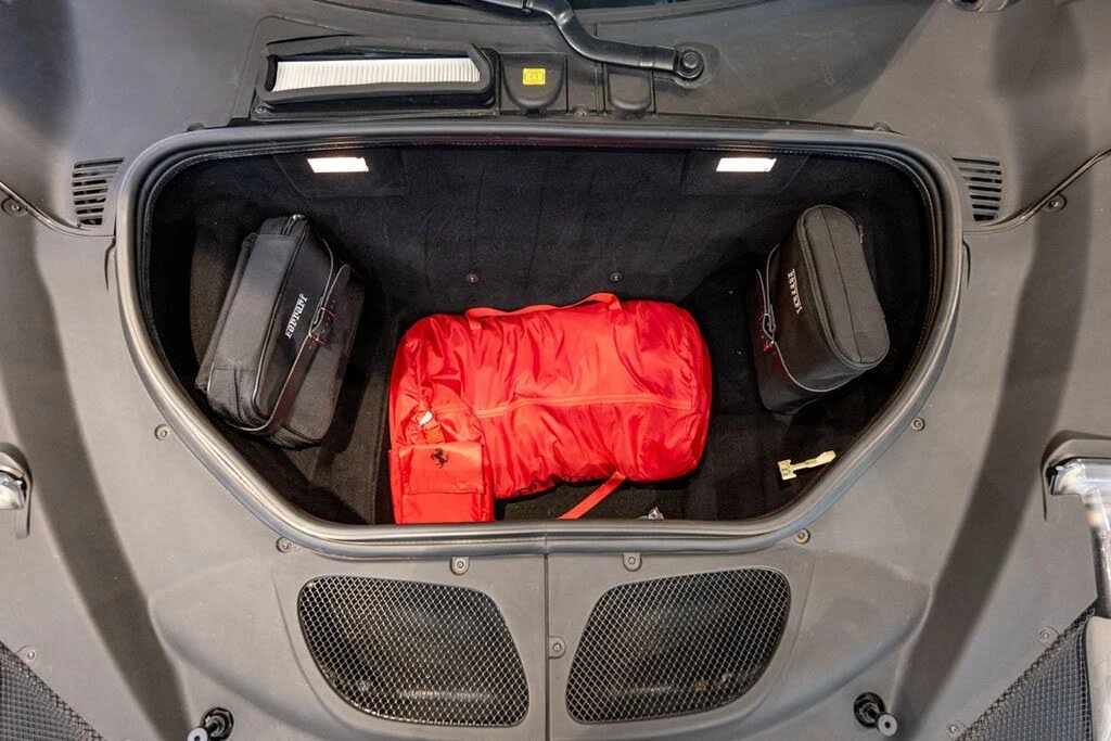 2014 Ferrari 458 Speciale - Image 26 of 31