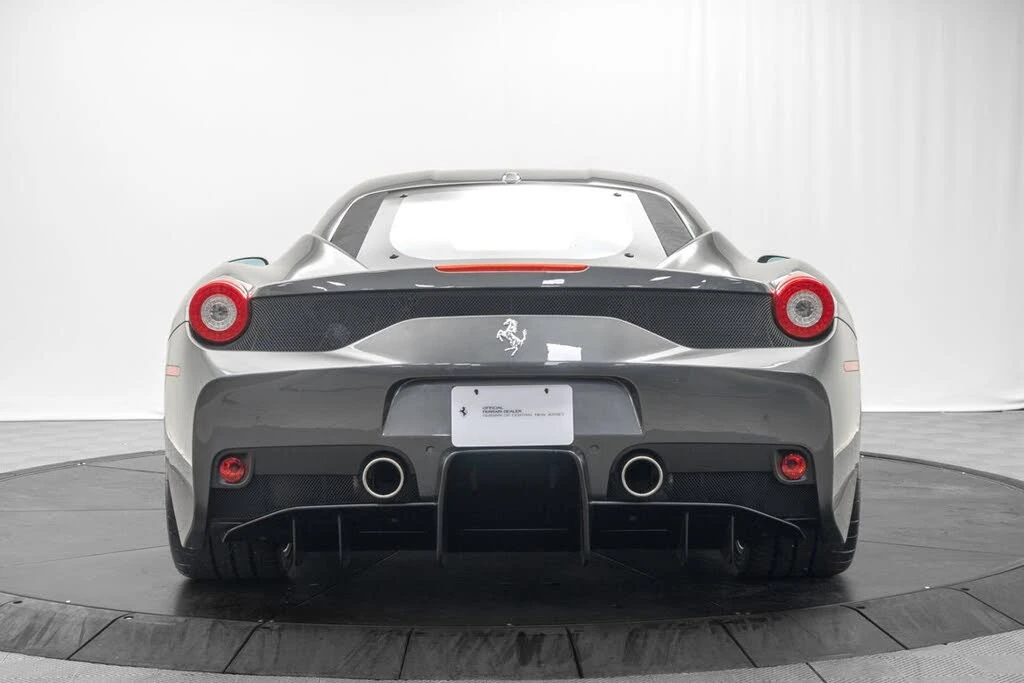 2014 Ferrari 458 Speciale - Image 6 of 31