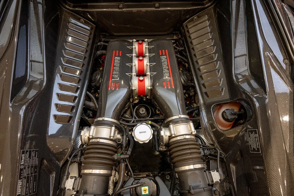 2014 Ferrari 458 Speciale - Image 24 of 31