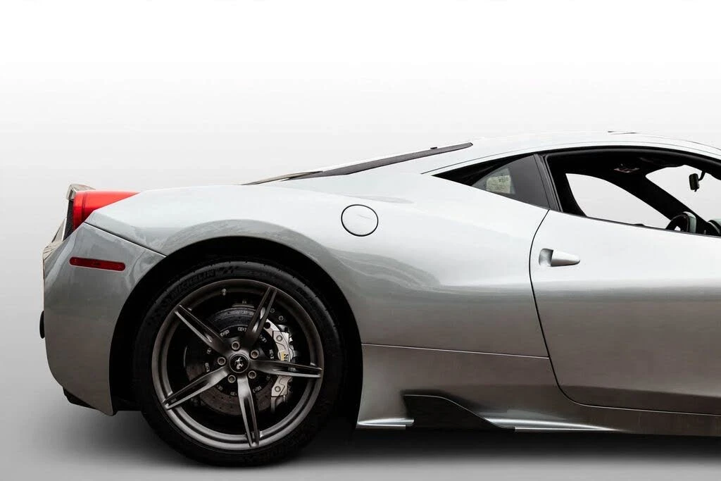 2014 Ferrari 458 Speciale - Image 18 of 31