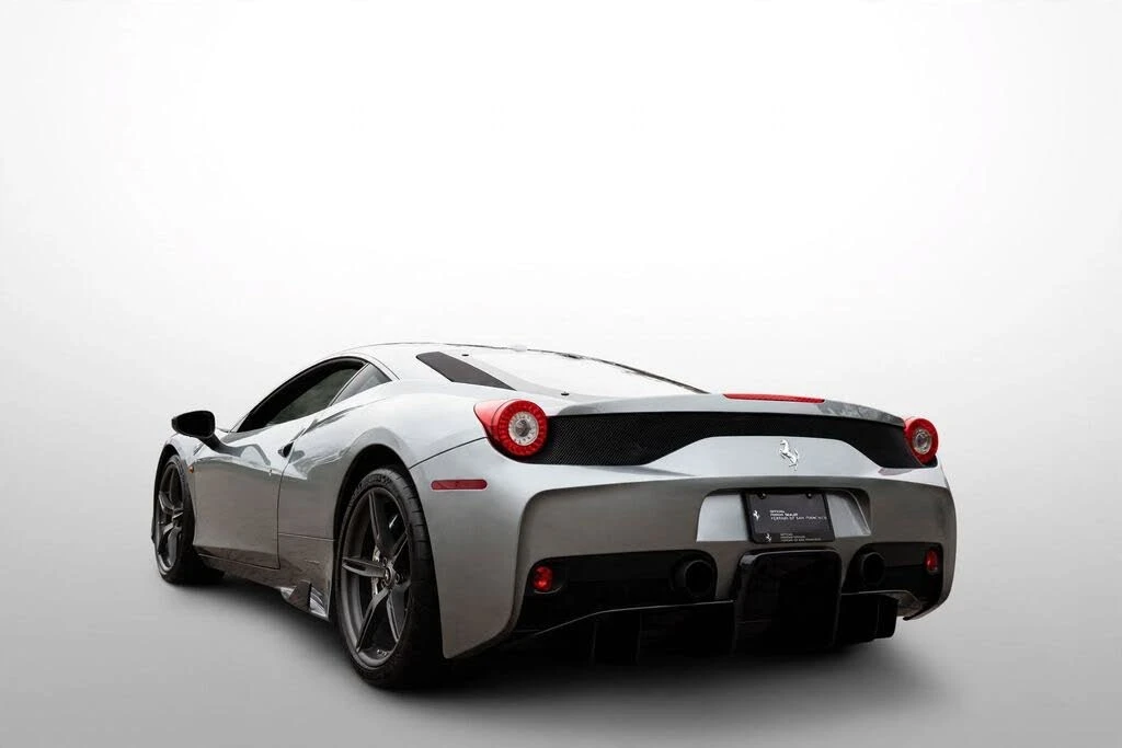 2014 Ferrari 458 Speciale - Image 25 of 31