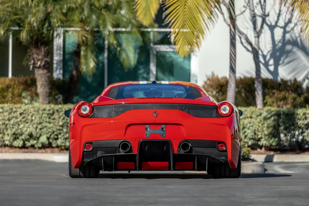 2014 Ferrari 458 Speciale - Image 8 of 31