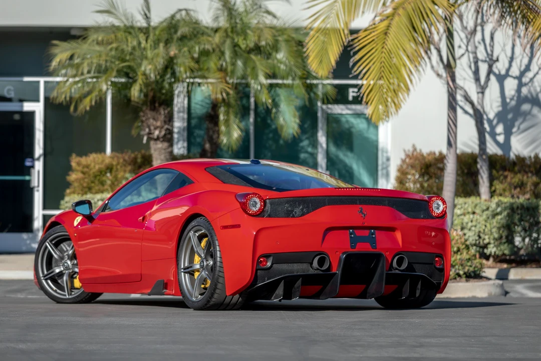 2014 Ferrari 458 Speciale - Image 10 of 31