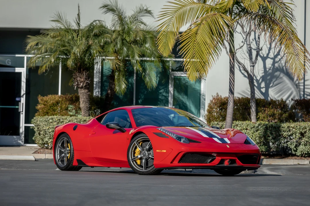 2014 Ferrari 458 Speciale - Image 19 of 31