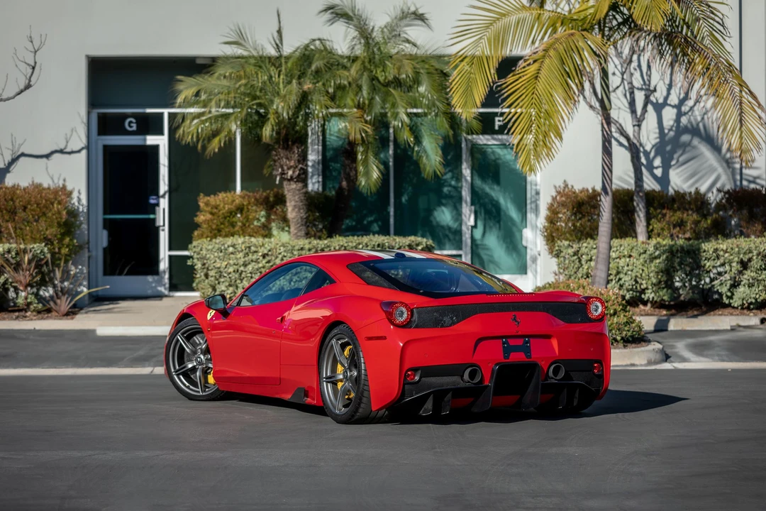 2014 Ferrari 458 Speciale - Image 13 of 31
