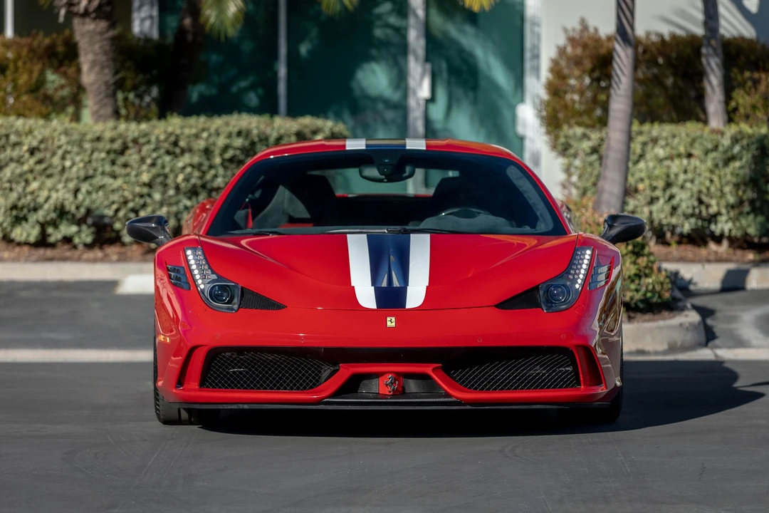 2014 Ferrari 458 Speciale - Image 17 of 31
