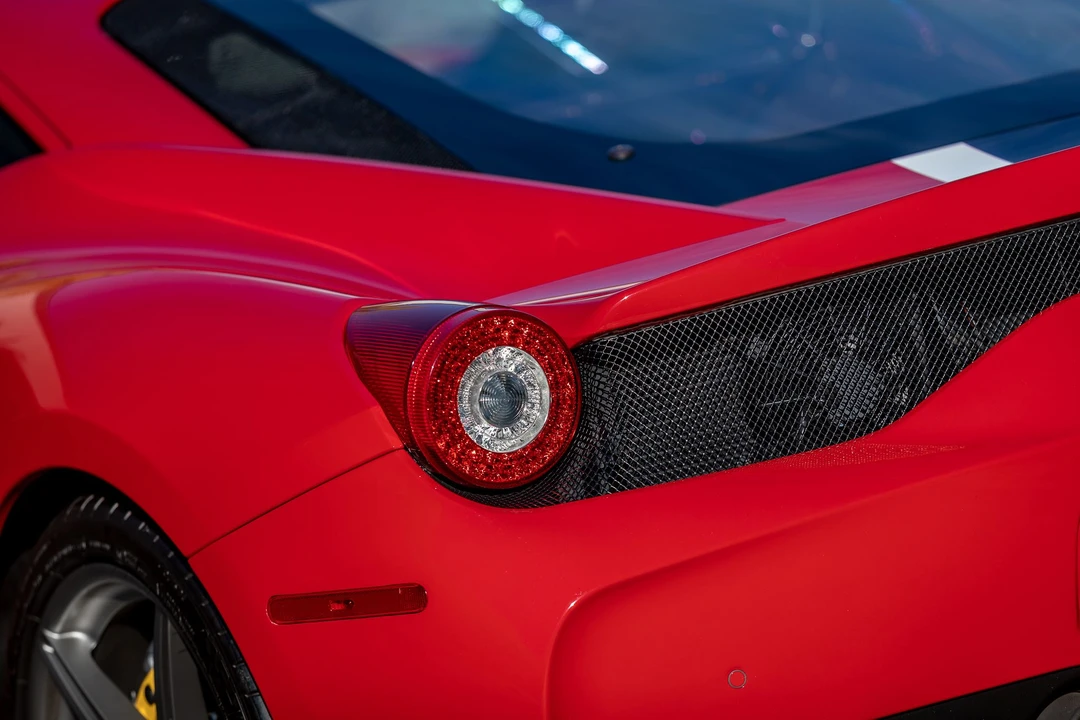 2014 Ferrari 458 Speciale - Image 5 of 31