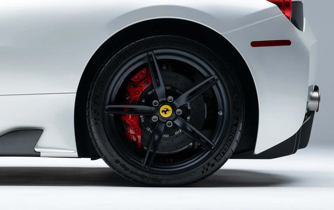 2014 Ferrari 458 Speciale - Image 14 of 18