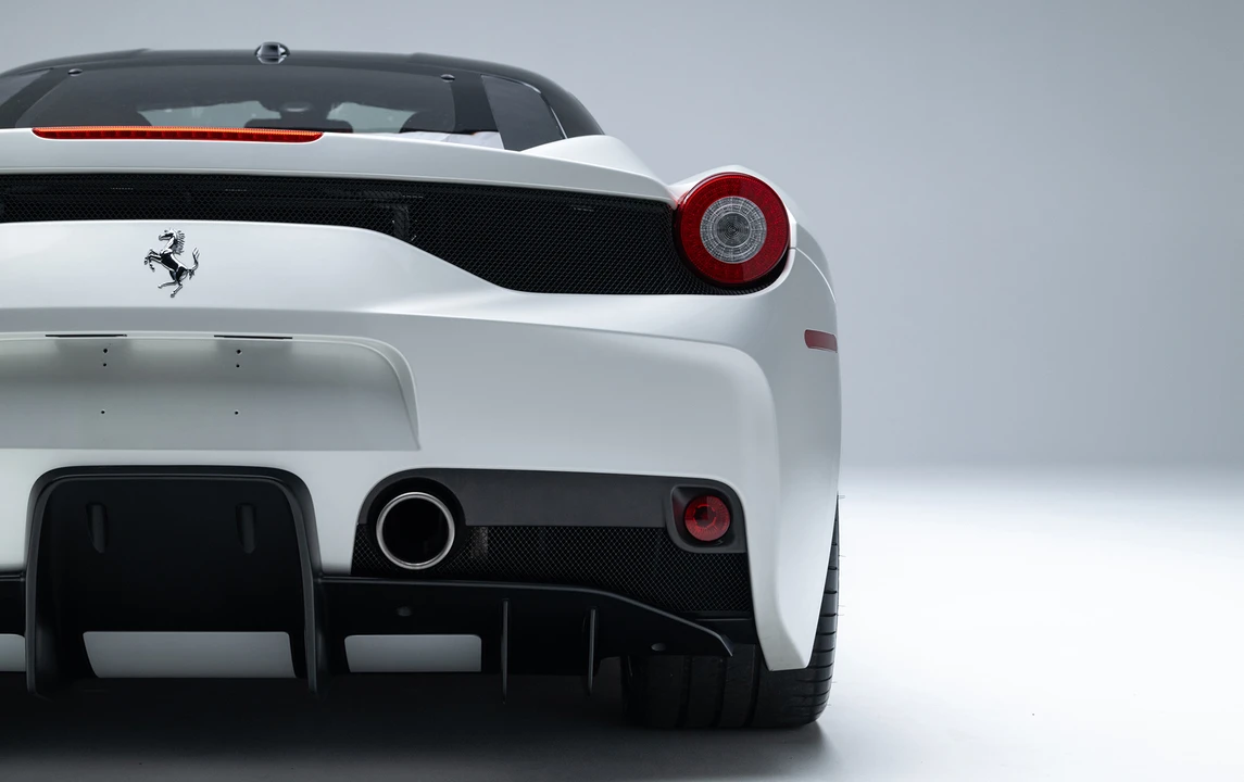 2014 Ferrari 458 Speciale - Image 17 of 18