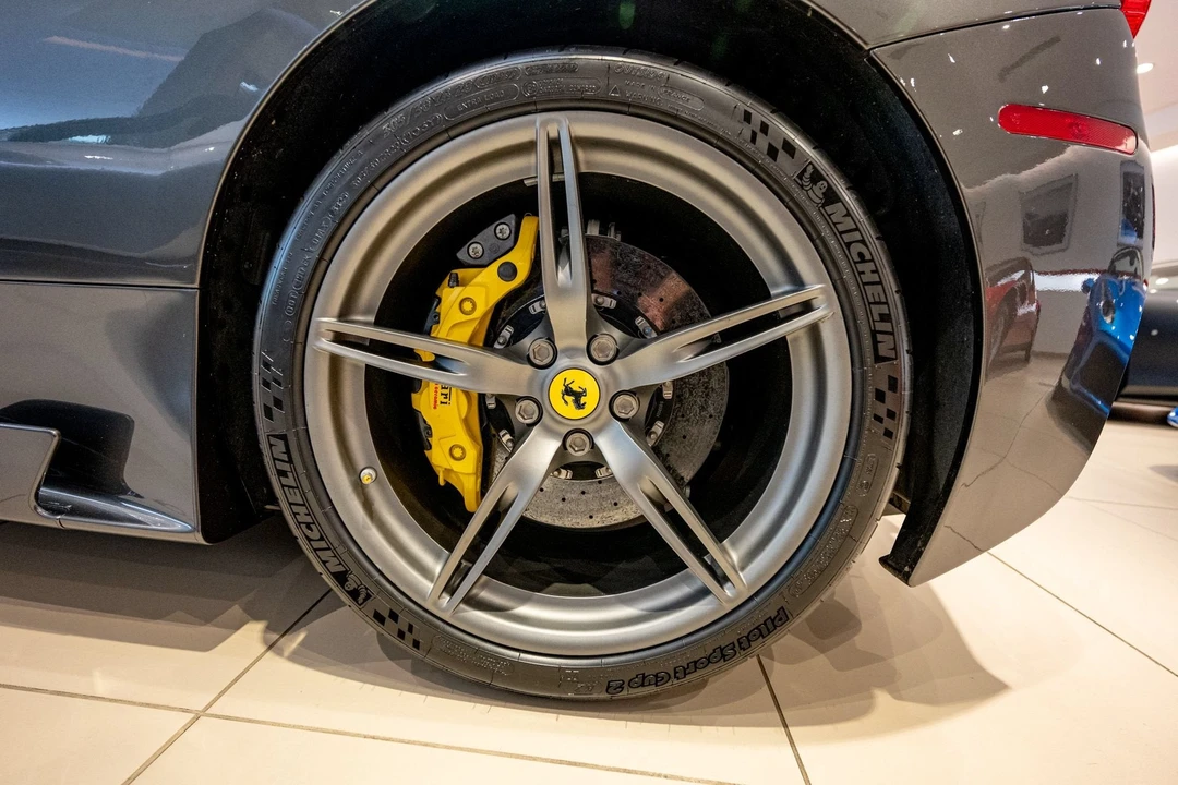2014 Ferrari 458 Speciale - Image 19 of 31