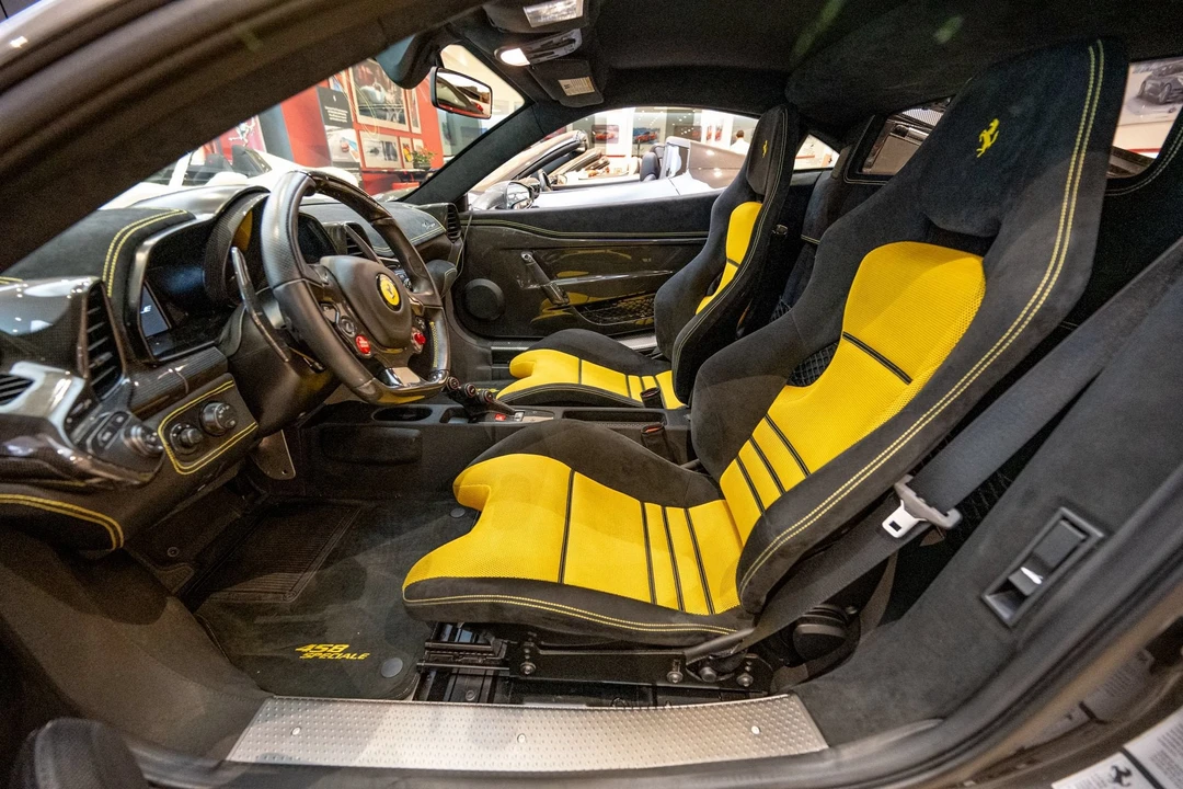 2014 Ferrari 458 Speciale - Image 12 of 31