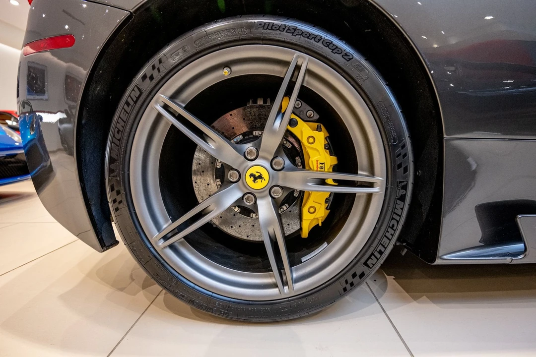 2014 Ferrari 458 Speciale - Image 21 of 31