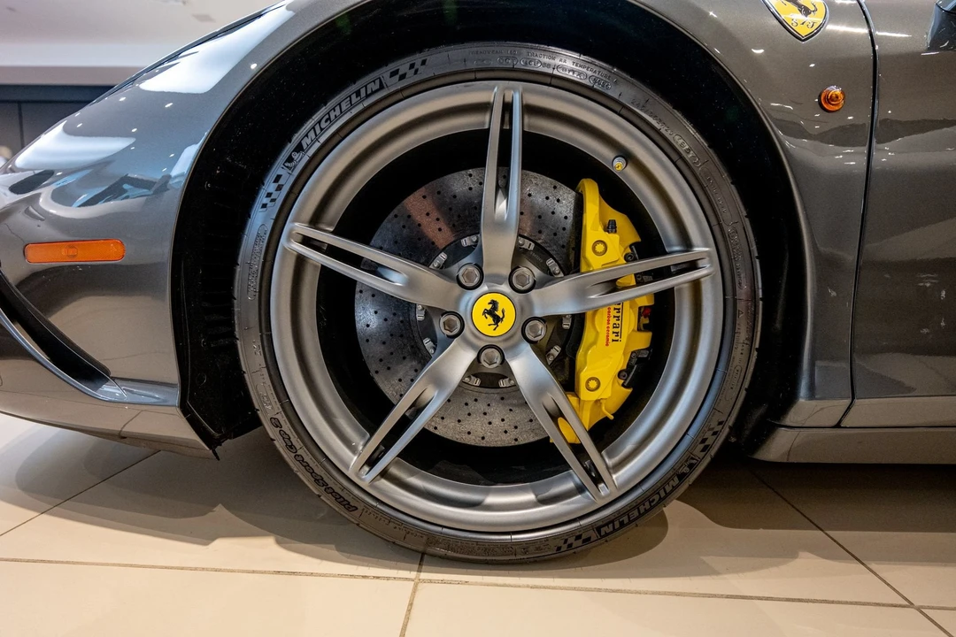 2014 Ferrari 458 Speciale - Image 18 of 31