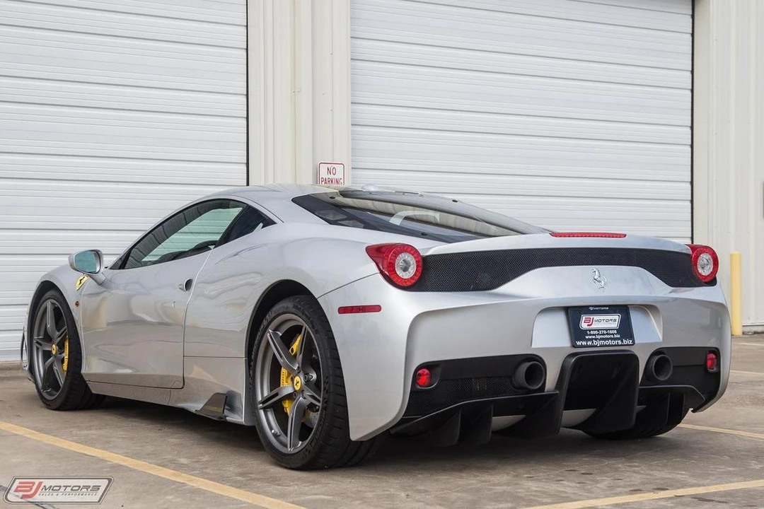 2014 Ferrari 458 Speciale - Image 7 of 31
