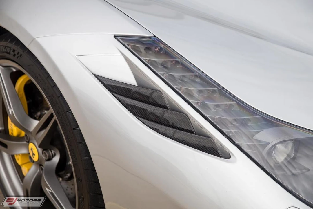 2014 Ferrari 458 Speciale - Image 15 of 31