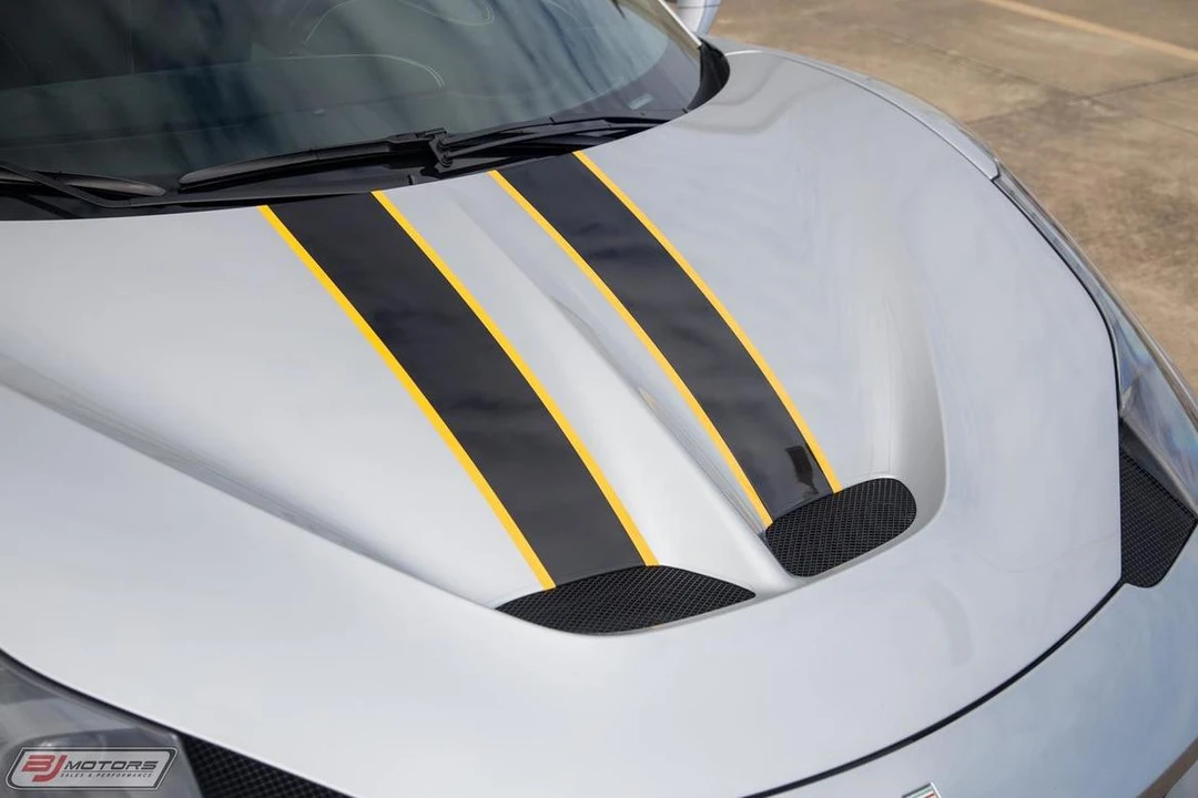2014 Ferrari 458 Speciale - Image 17 of 31
