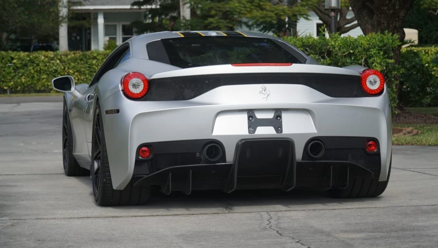 2014 Ferrari 458 Speciale - Image 26 of 31