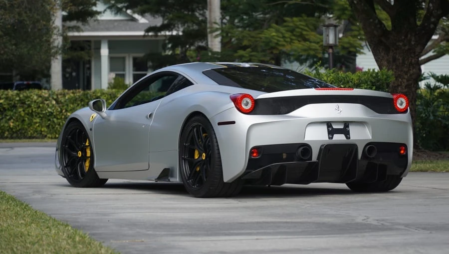 2014 Ferrari 458 Speciale - Image 23 of 31
