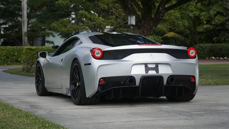 2014 Ferrari 458 Speciale - Image 24 of 31