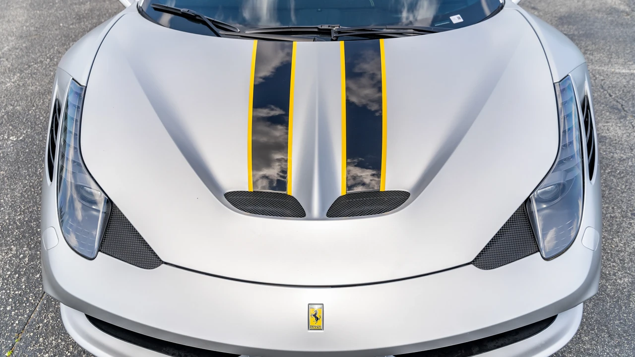 2014 Ferrari 458 Speciale - Image 8 of 31