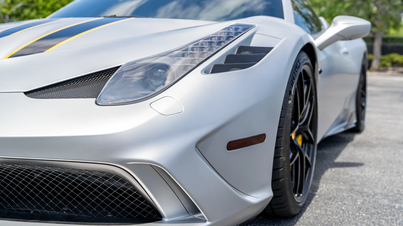 2014 Ferrari 458 Speciale - Image 7 of 31