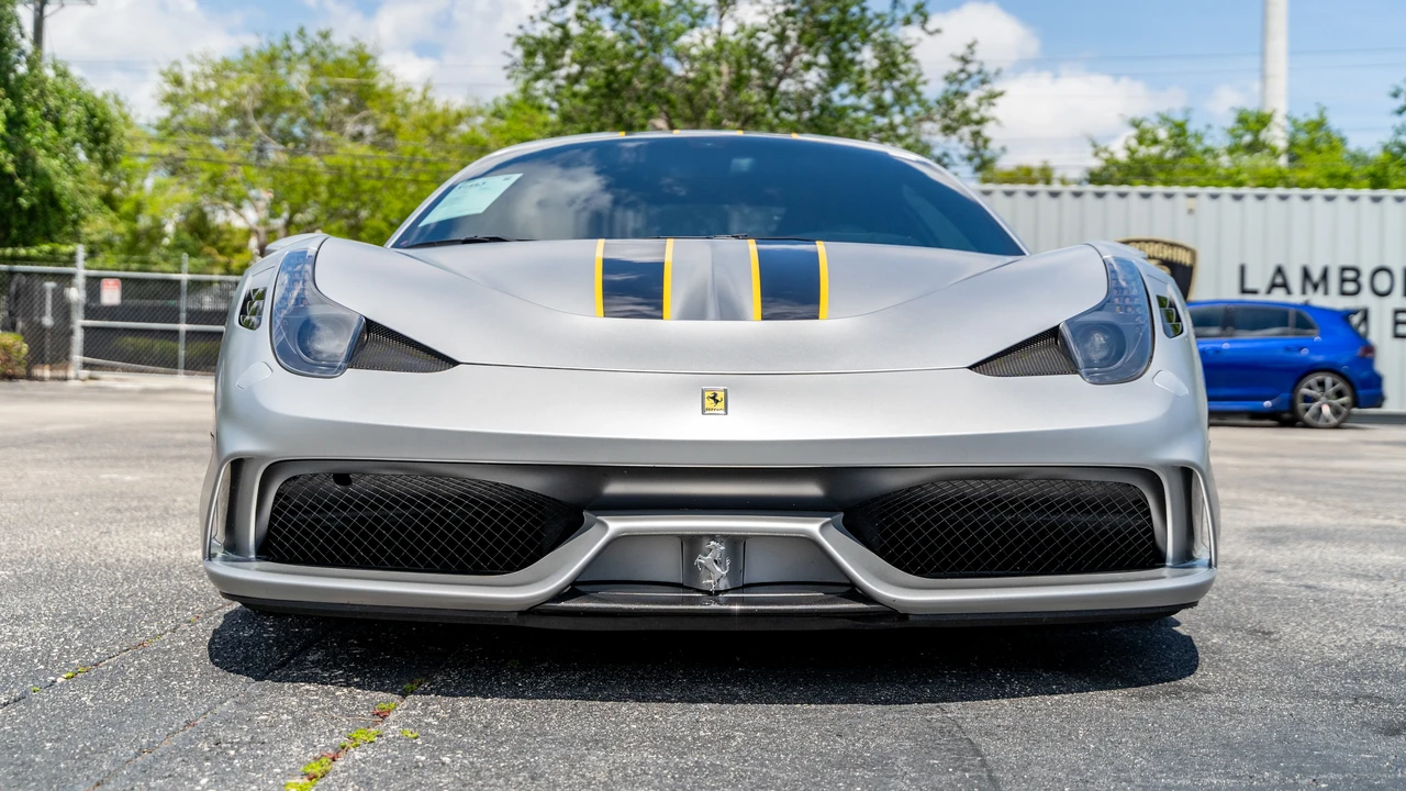 2014 Ferrari 458 Speciale - Image 2 of 31