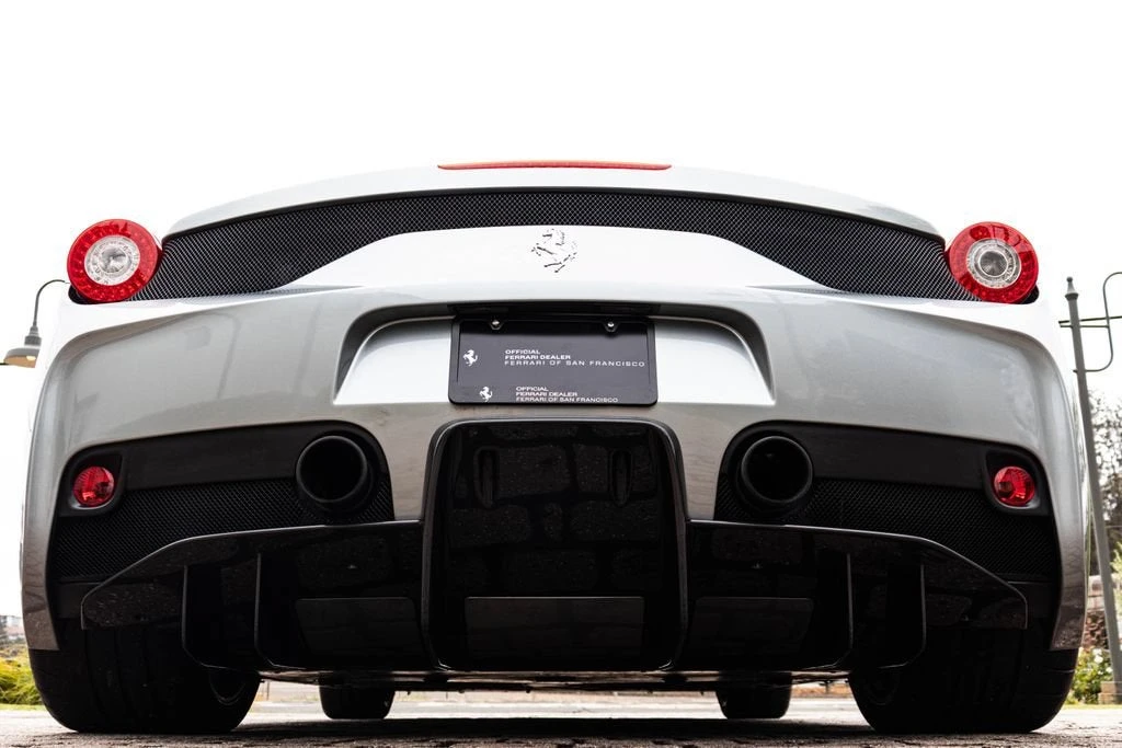 2014 Ferrari 458 Speciale - Image 23 of 31