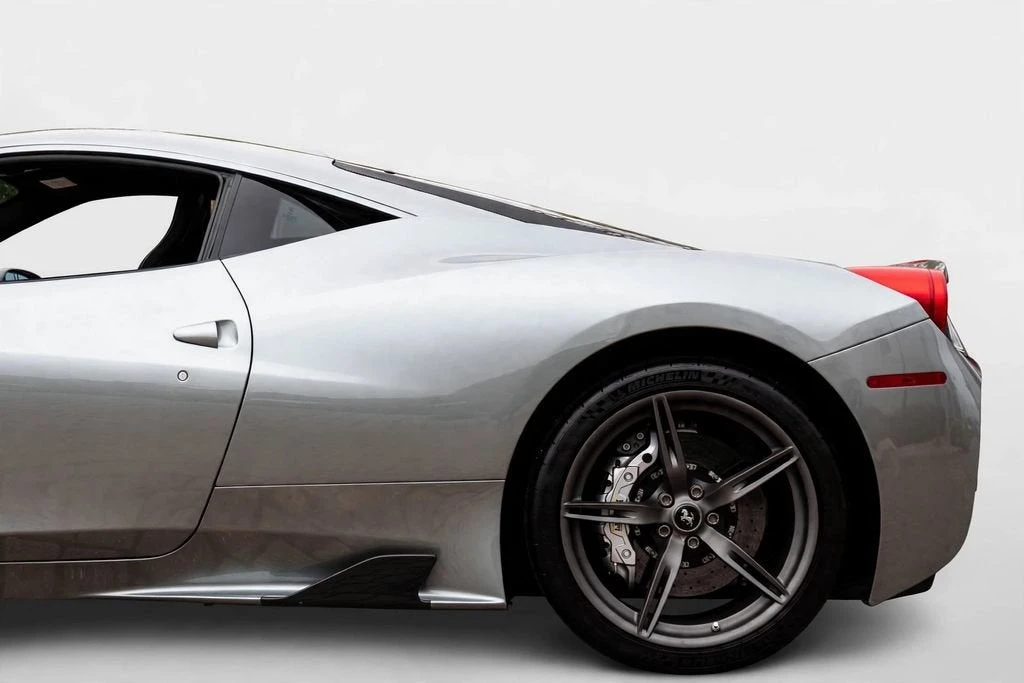 2014 Ferrari 458 Speciale - Image 26 of 31