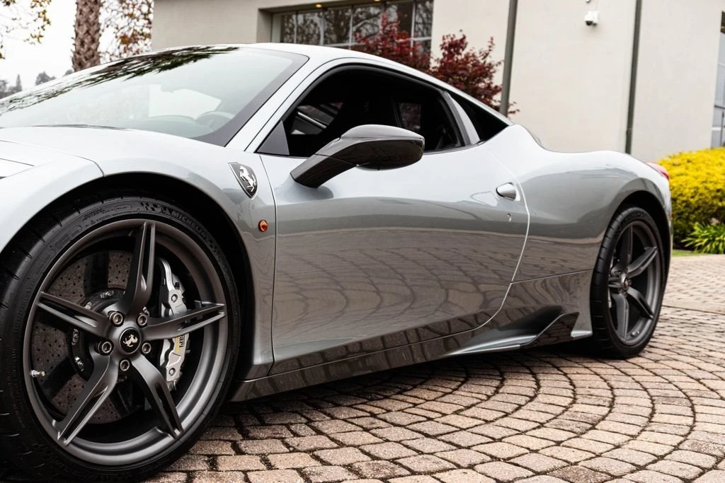 2014 Ferrari 458 Speciale - Image 30 of 31
