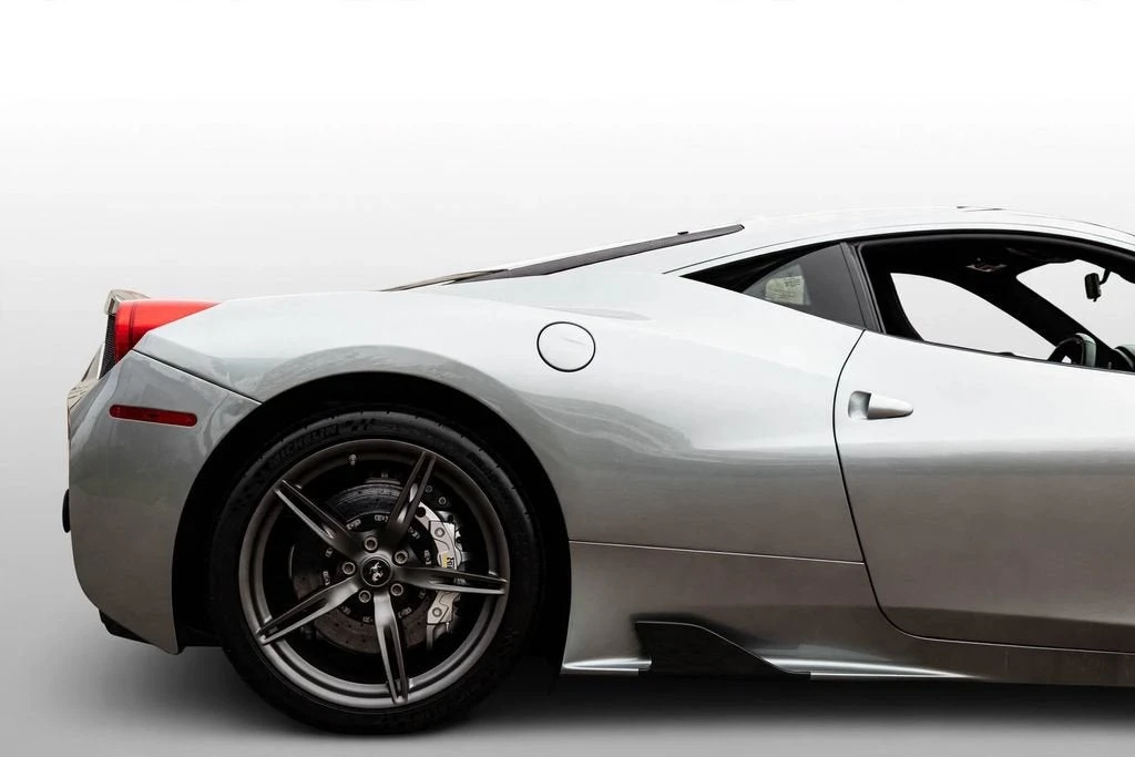 2014 Ferrari 458 Speciale - Image 18 of 31