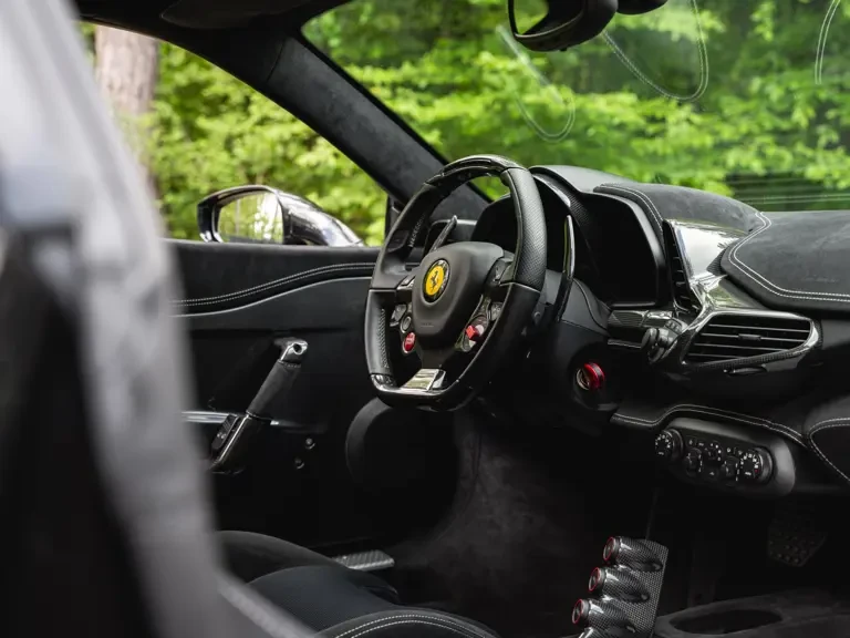 2014 Ferrari 458 Speciale - Image 14 of 31