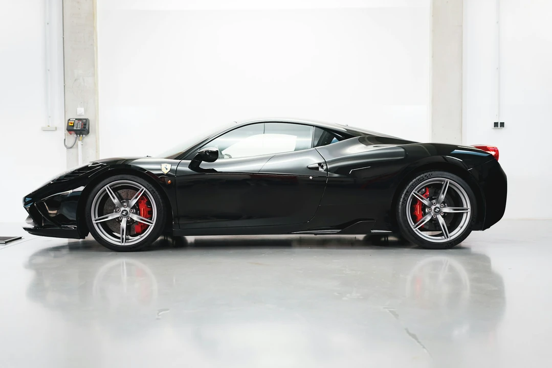 2014 Ferrari 458 Speciale - Image 12 of 21