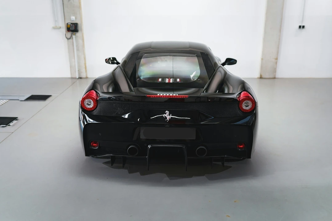 2014 Ferrari 458 Speciale - Image 14 of 21