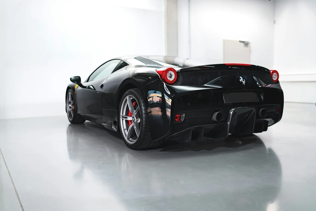 2014 Ferrari 458 Speciale - Image 13 of 21