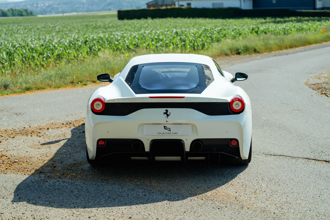 2014 Ferrari 458 Speciale - Image 10 of 31