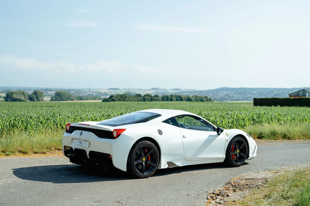 2014 Ferrari 458 Speciale - Image 6 of 31