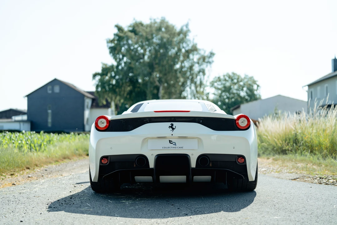 2014 Ferrari 458 Speciale - Image 5 of 31