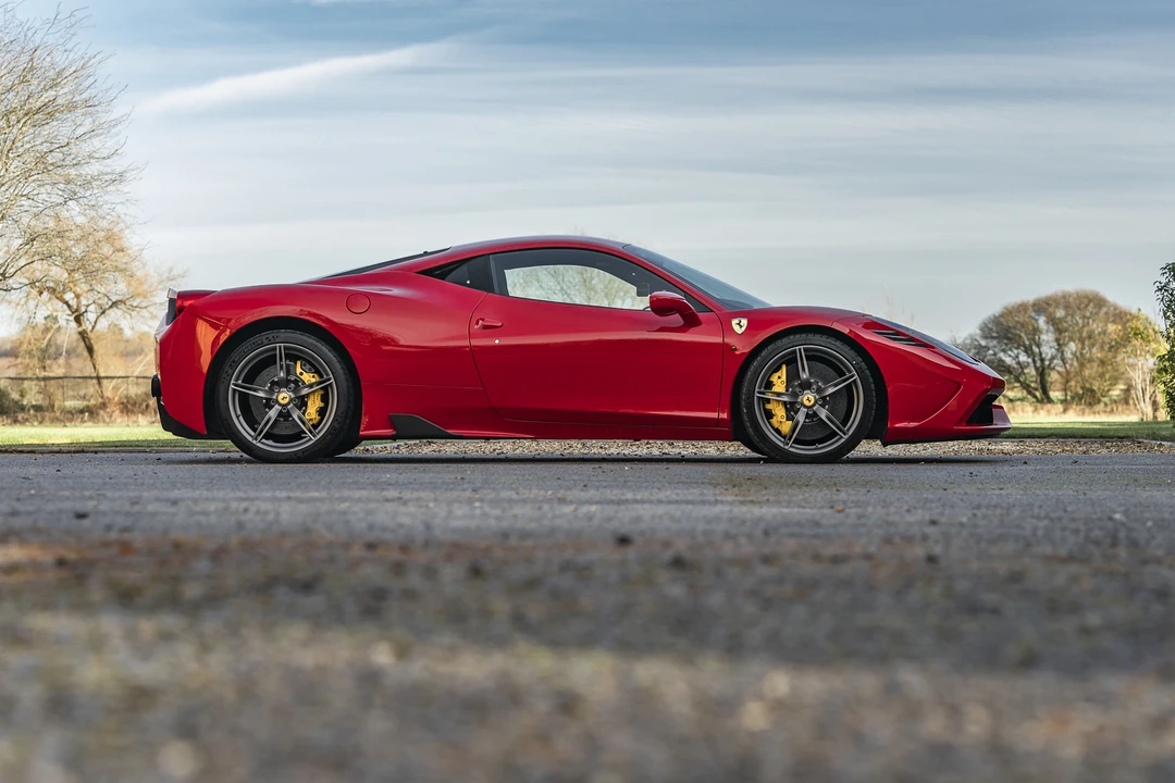 2014 Ferrari 458 Speciale - Image 9 of 31
