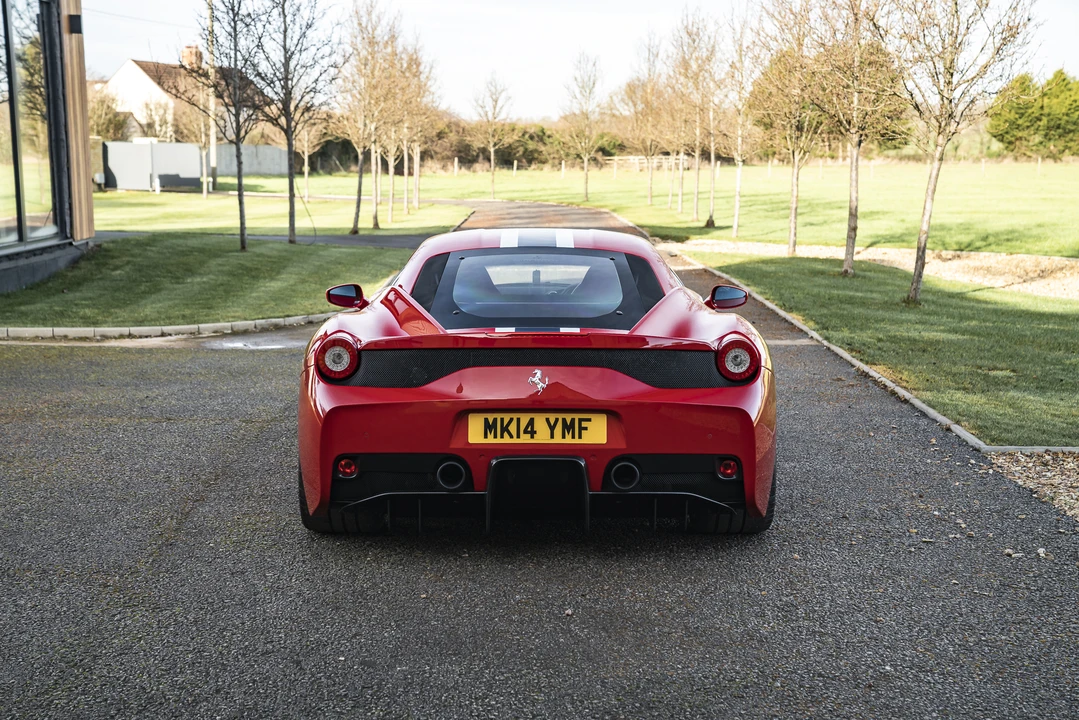 2014 Ferrari 458 Speciale - Image 7 of 31