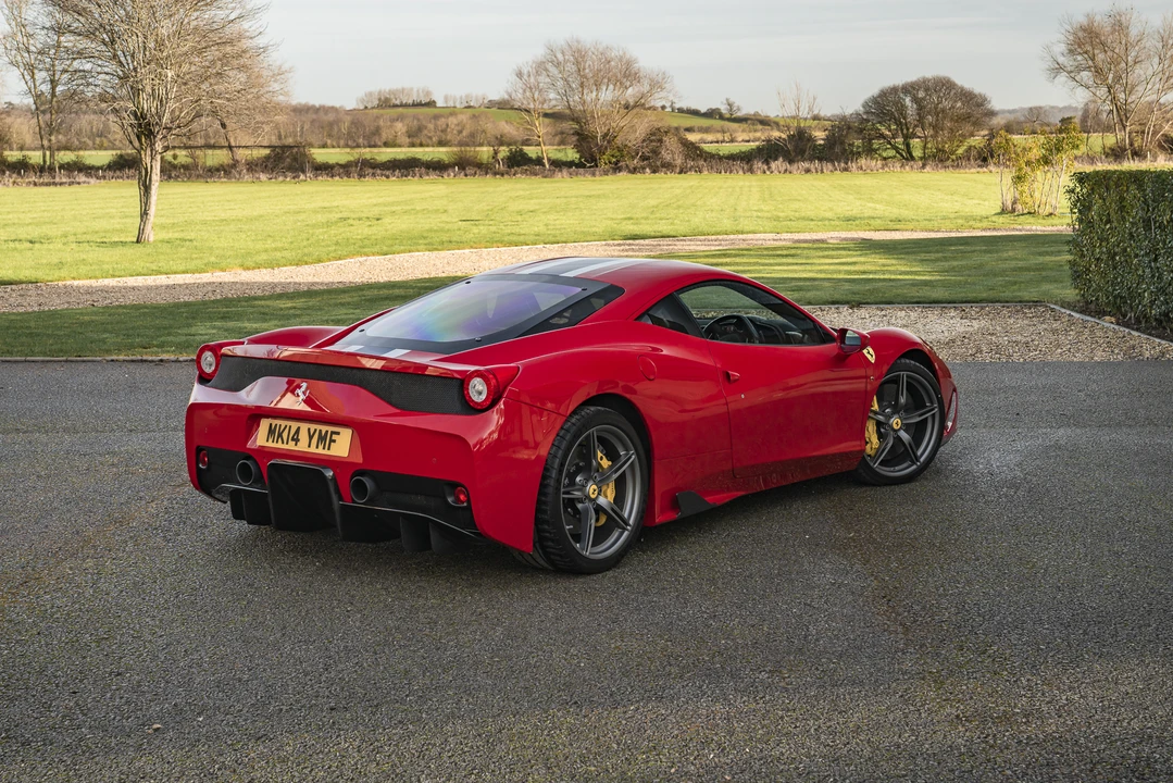 2014 Ferrari 458 Speciale - Image 8 of 31