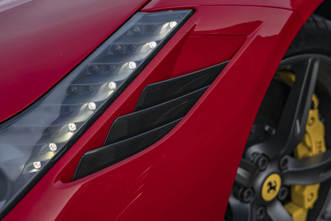2014 Ferrari 458 Speciale - Image 16 of 31