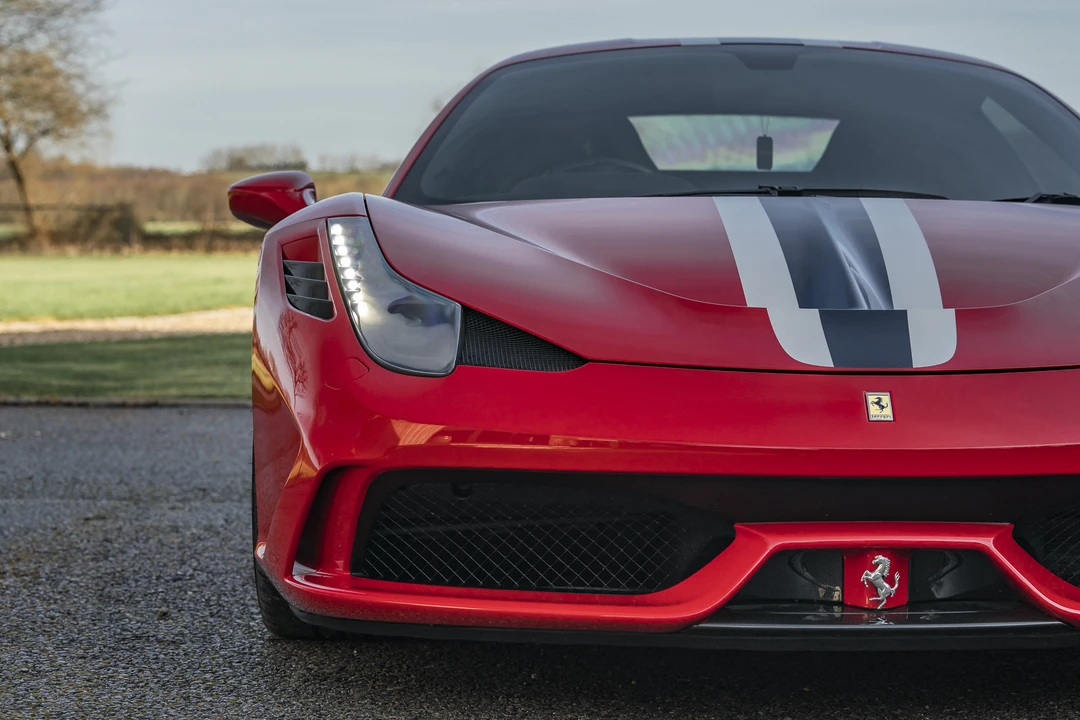 2014 Ferrari 458 Speciale - Image 19 of 31