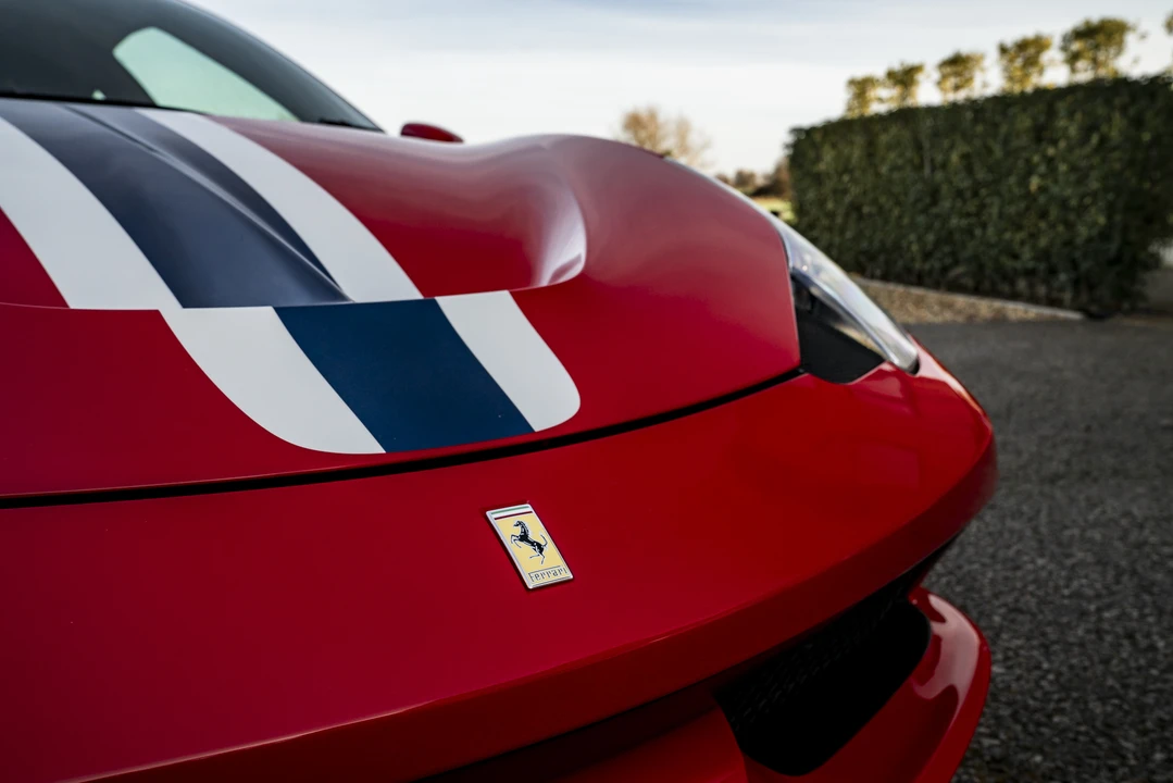 2014 Ferrari 458 Speciale - Image 24 of 31