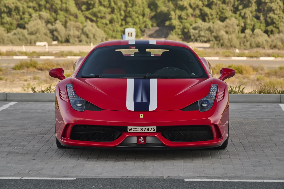 2014 Ferrari 458 Speciale - Image 2 of 31
