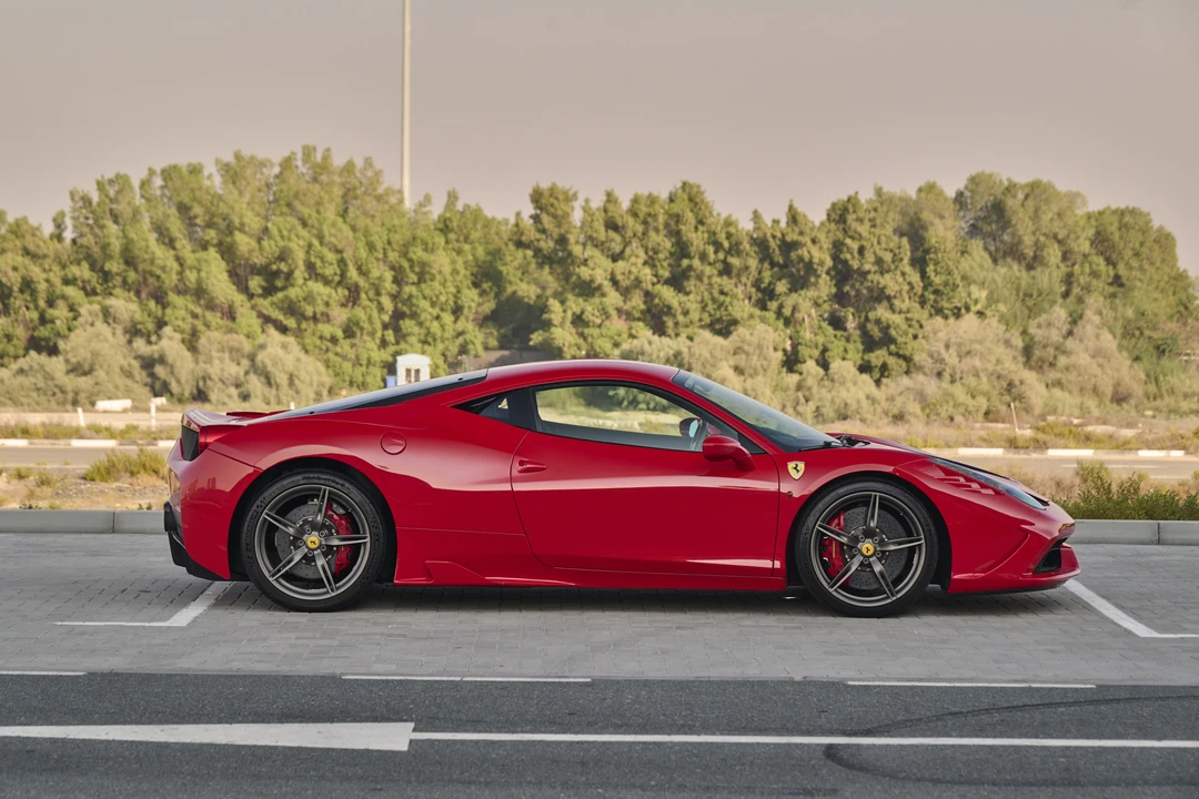 2014 Ferrari 458 Speciale - Image 16 of 31
