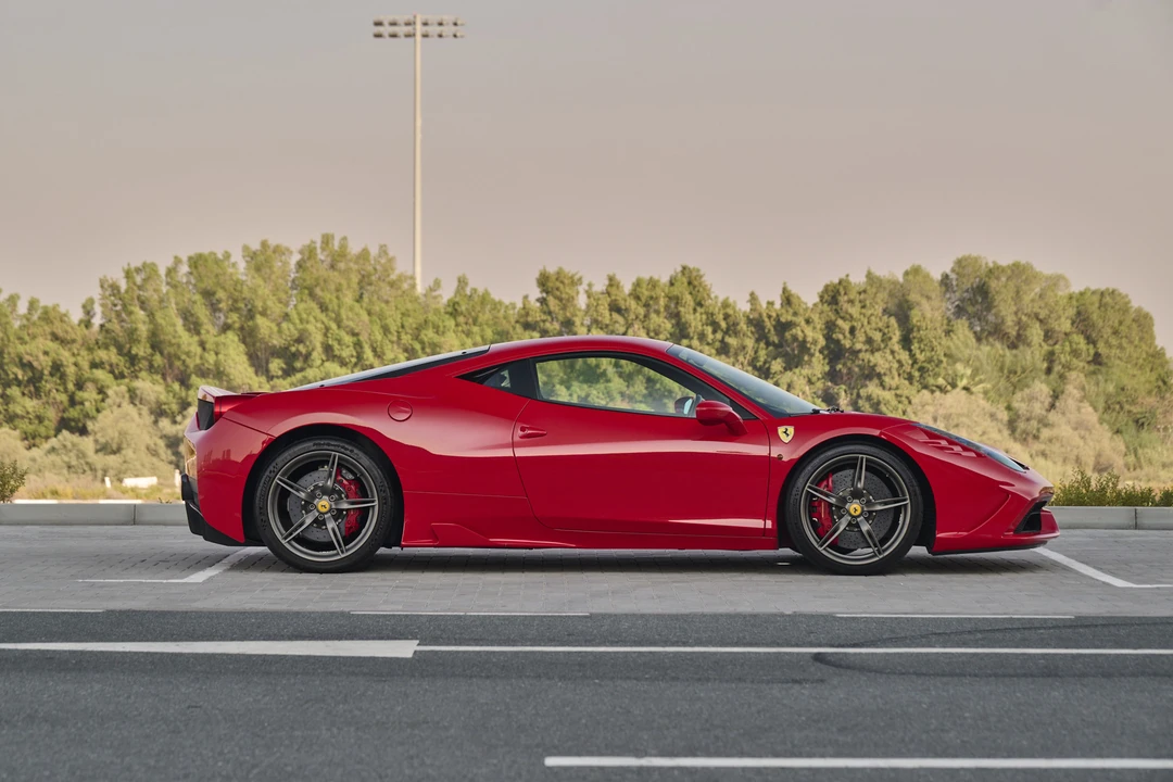 2014 Ferrari 458 Speciale - Image 8 of 31