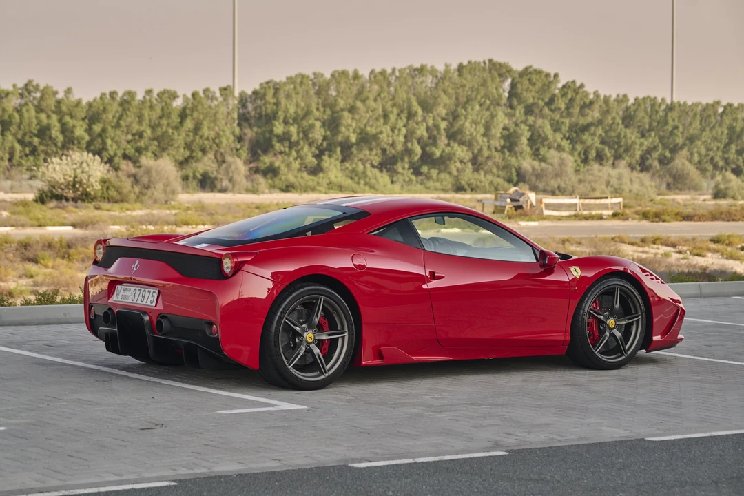 2014 Ferrari 458 Speciale - Image 7 of 31