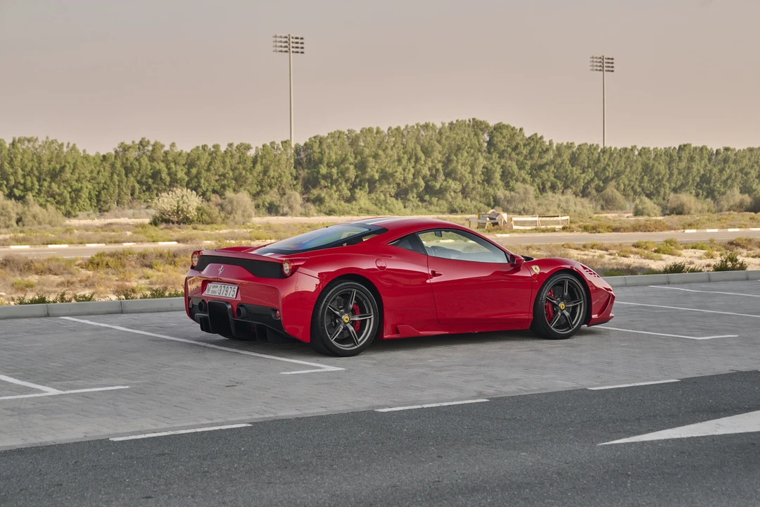 2014 Ferrari 458 Speciale - Image 15 of 31