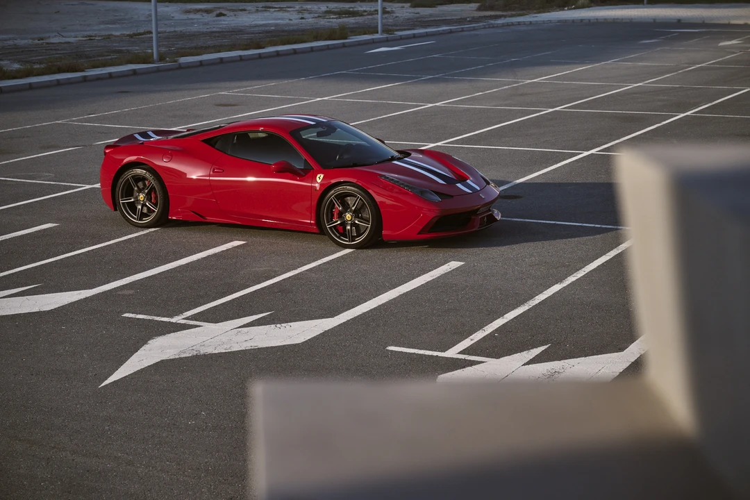 2014 Ferrari 458 Speciale - Image 19 of 31